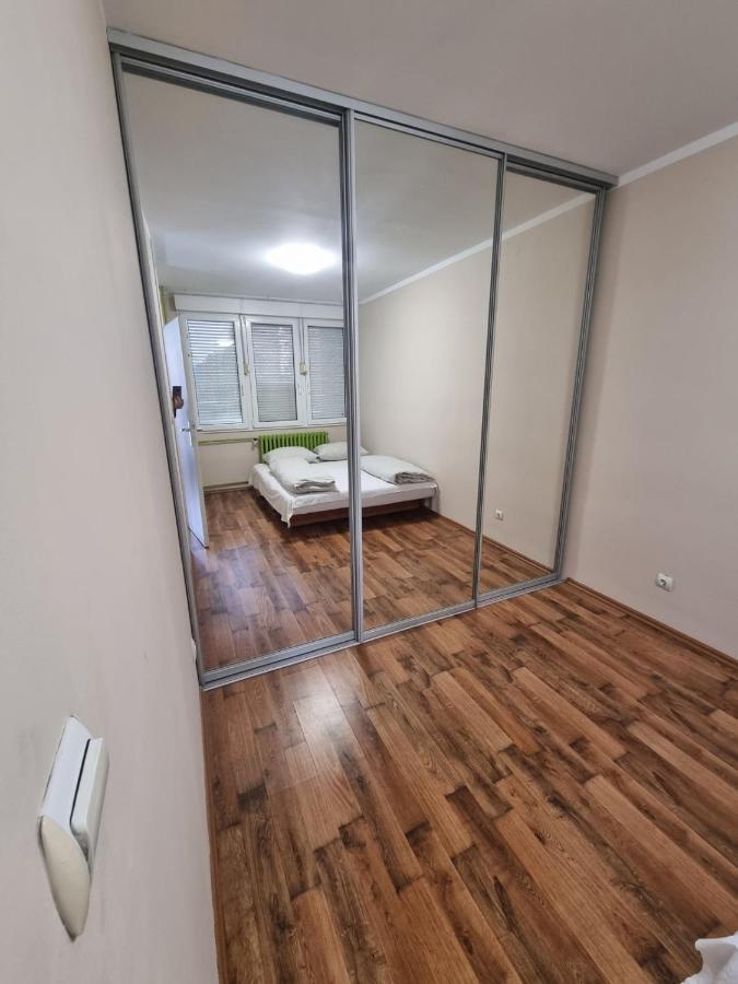 Apartament Hawaii- 2 Bdr, Arena, Sava Centar, Free Parking Belgrad Zewnętrze zdjęcie