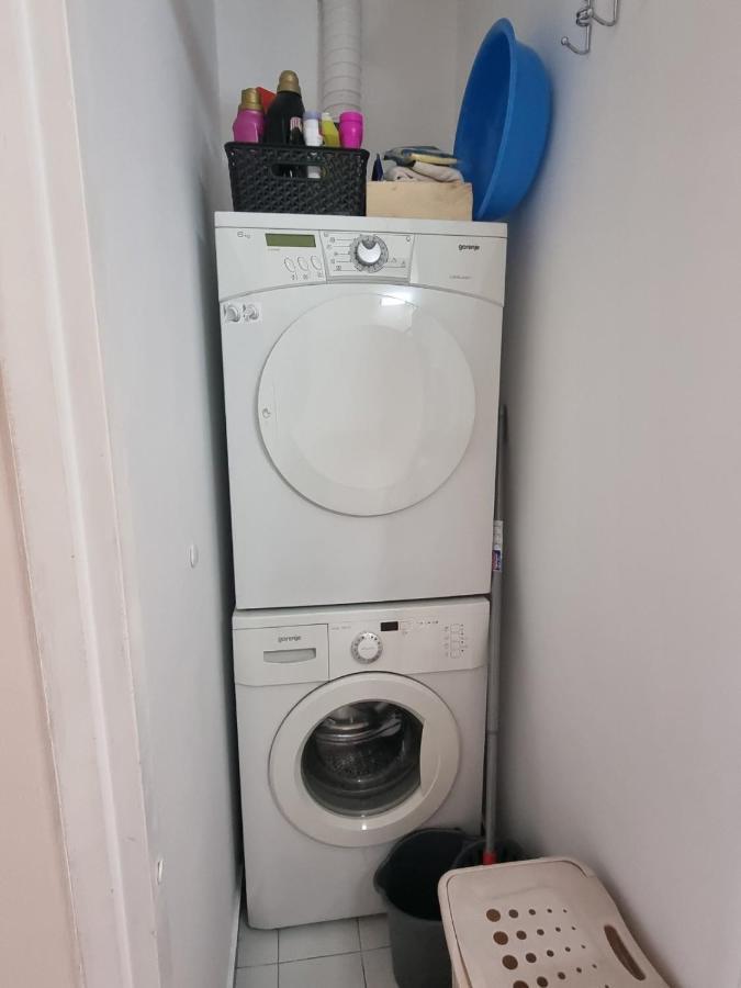 Apartament Hawaii- 2 Bdr, Arena, Sava Centar, Free Parking Belgrad Zewnętrze zdjęcie